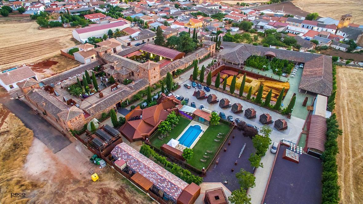 Hotel Boutique Palacio De La Serna Ballesteros De Calatrava Buitenkant foto